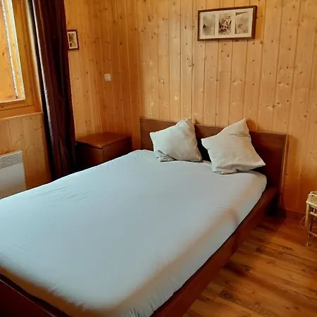 Chalet La Tapia *